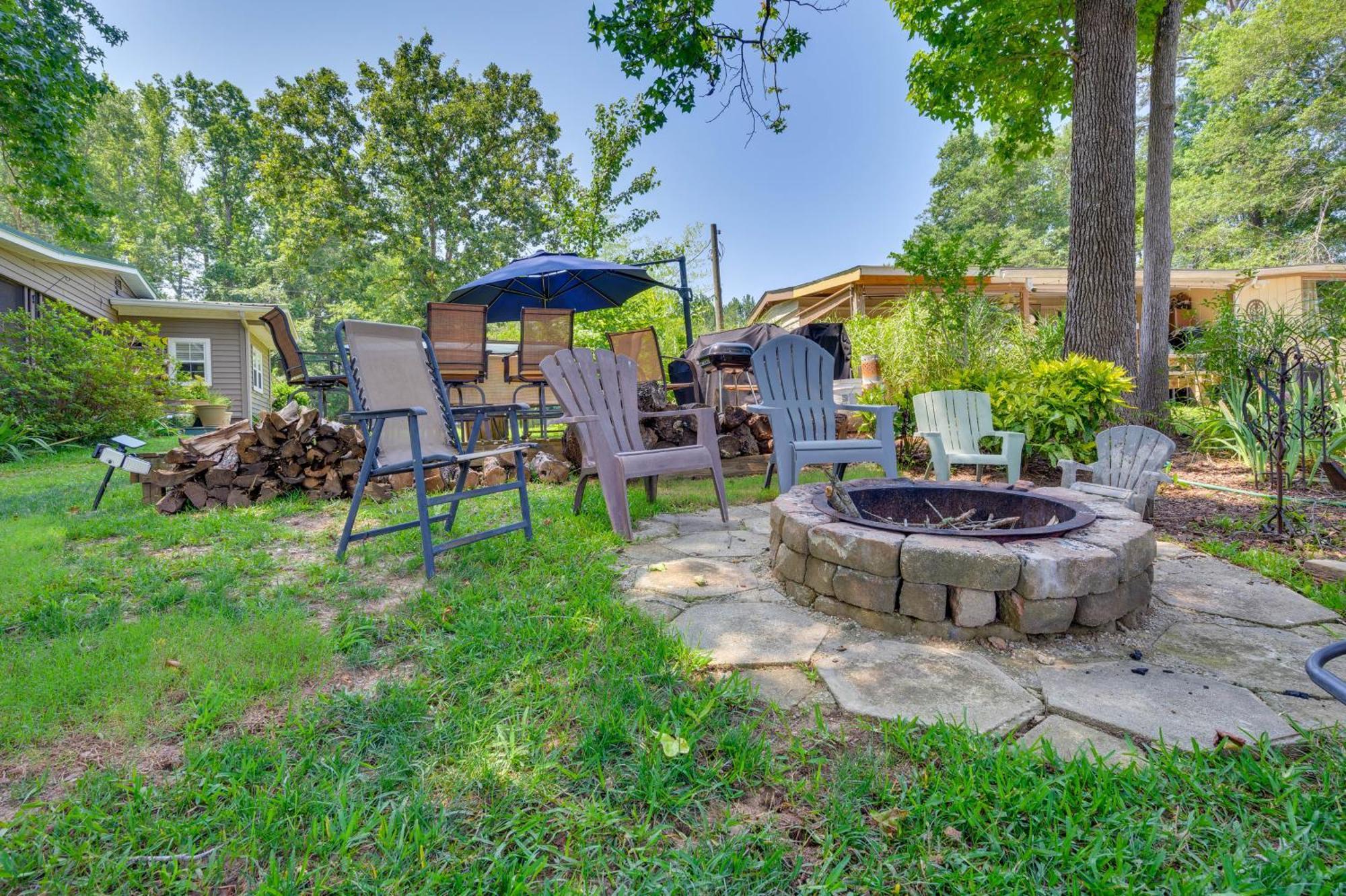 Lake Sinclair Crooked Creek Cottage With Fire Pit! Eatonton Kültér fotó